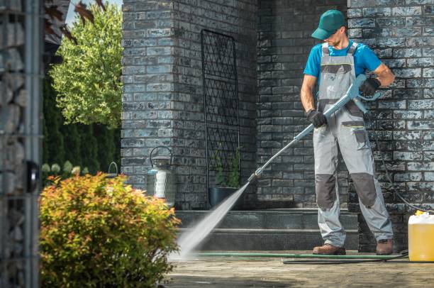 Professional Pressure Washing Services in Louisiana, MO